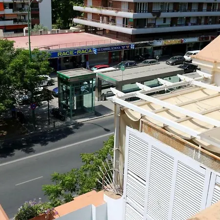 Casa Centrica Nervion Homestay